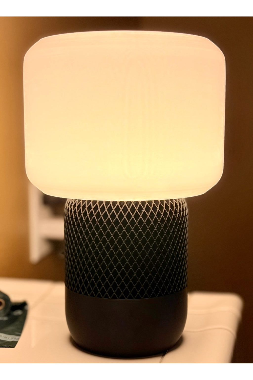 Noira Glow – Dekoratif Masa Lambası