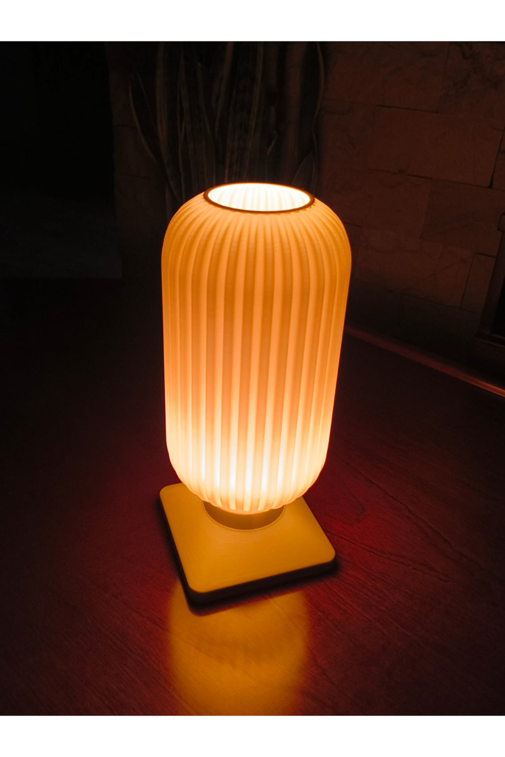 Solvian Ember Masa Lambası Modern Gece Lambası Yumuşak Işık Dekoratif