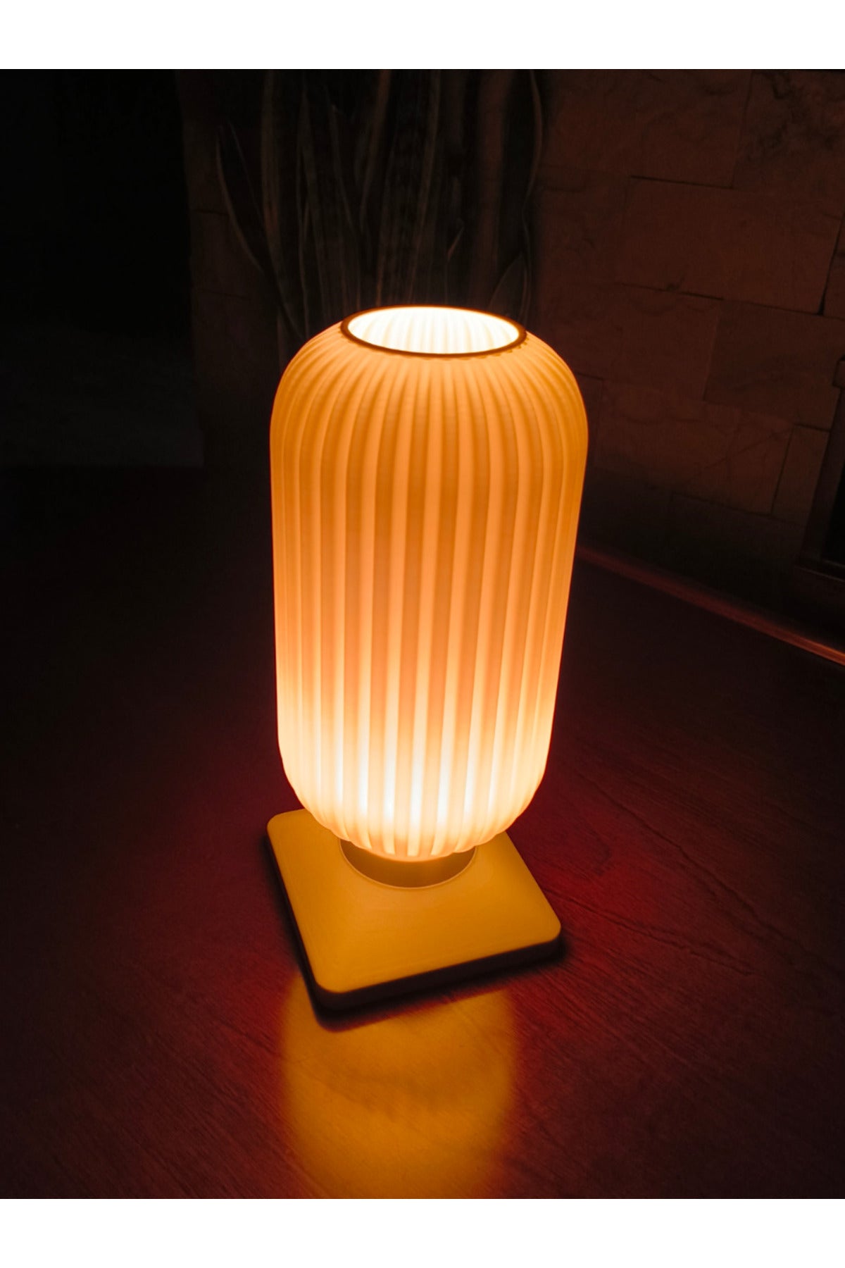 Solvian Ember Masa Lambası Modern Gece Lambası Yumuşak Işık Dekoratif
