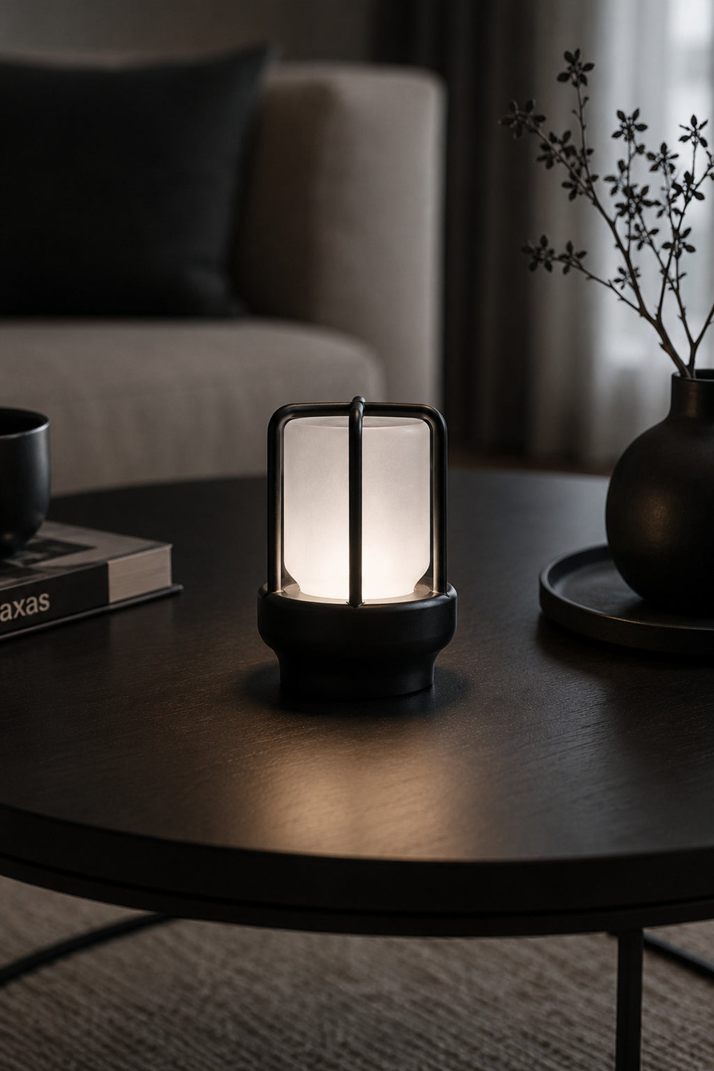 Modern Minimalist LED Gece Lambası – Dekoratif Ortam Işığı | 3 Renk Seçeneği