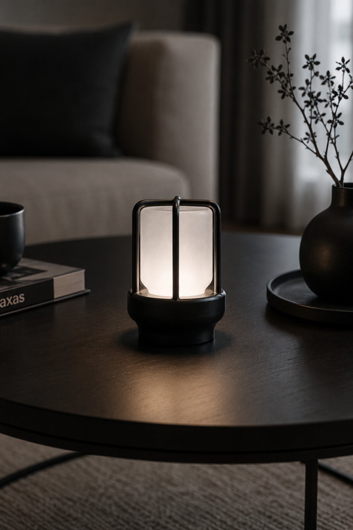 Modern Minimalist LED Gece Lambası – Dekoratif Ortam Işığı | 3 Renk Seçeneği