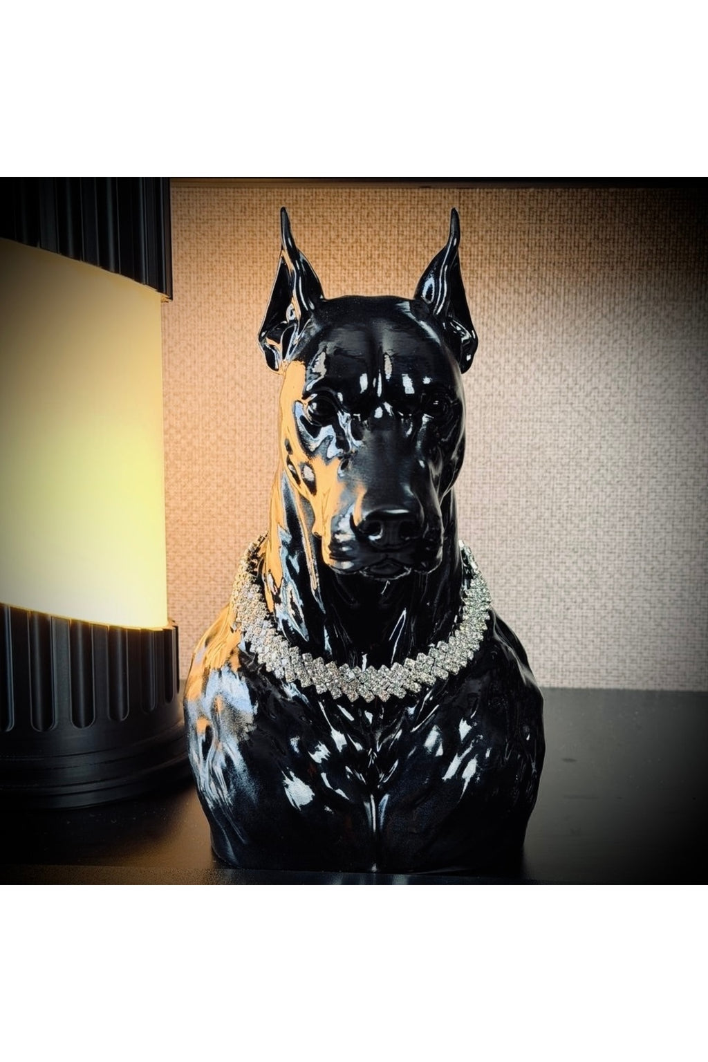 Vegas Debormen Pırlanta Kolyeli Lüks Dekoratif Doberman Figürü