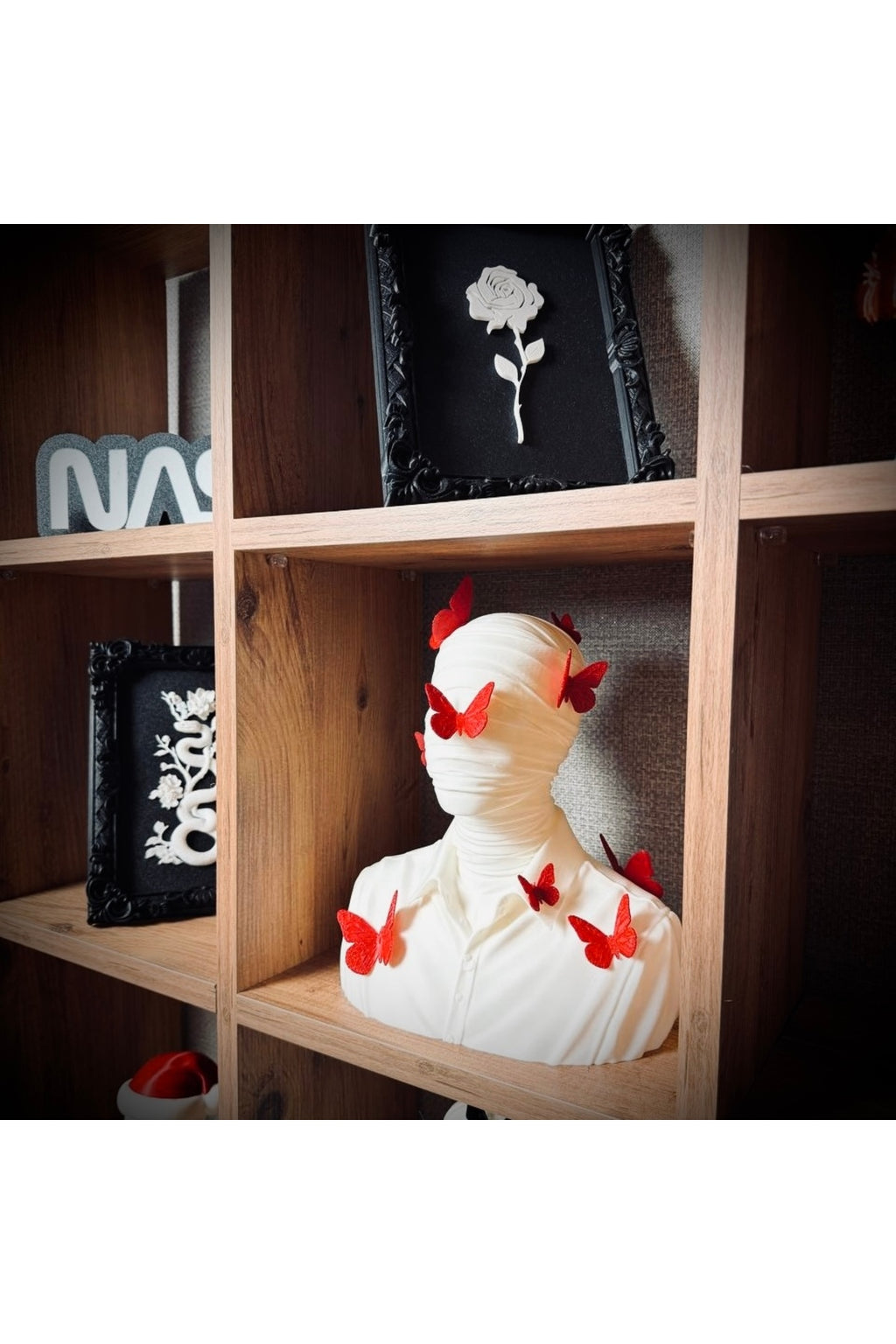 Butterfly Passion Mumya Büst Kırmızı