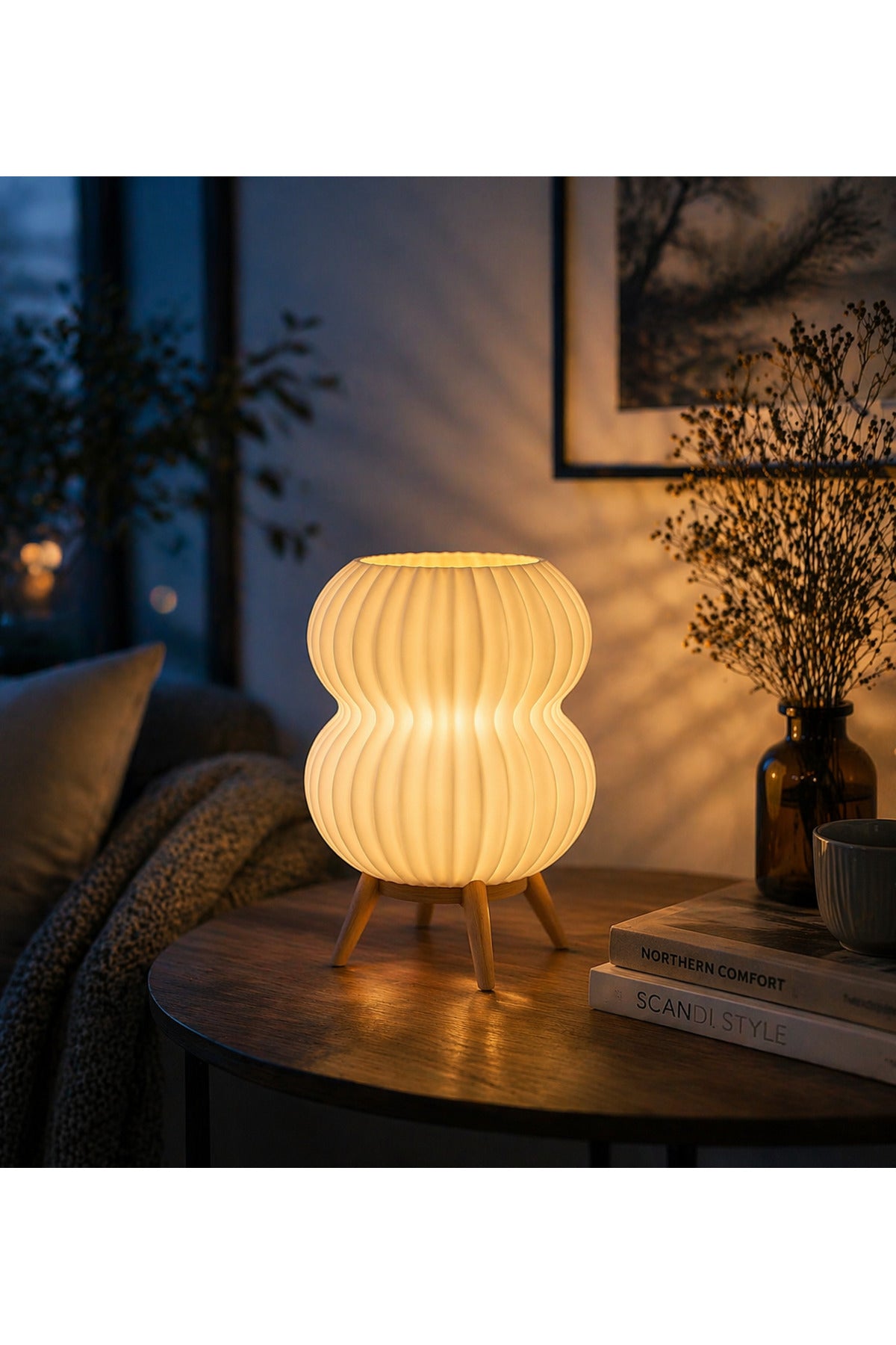 Scandi Glow – Dekoratif Tripod Masa Lambası
