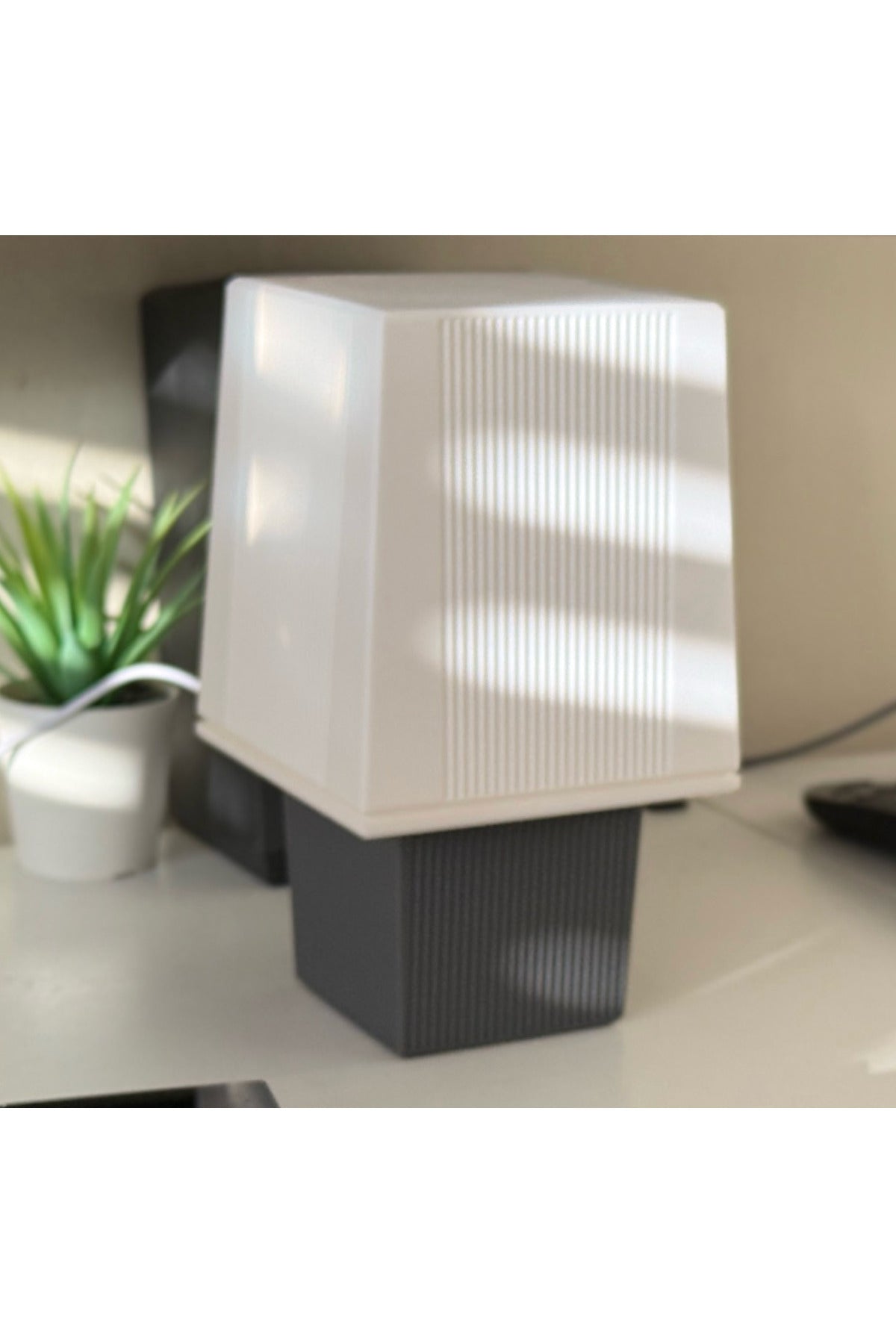 Quadrix Form 3D Baskı Masa Lambası Modern Dekoratif Aydınlatma