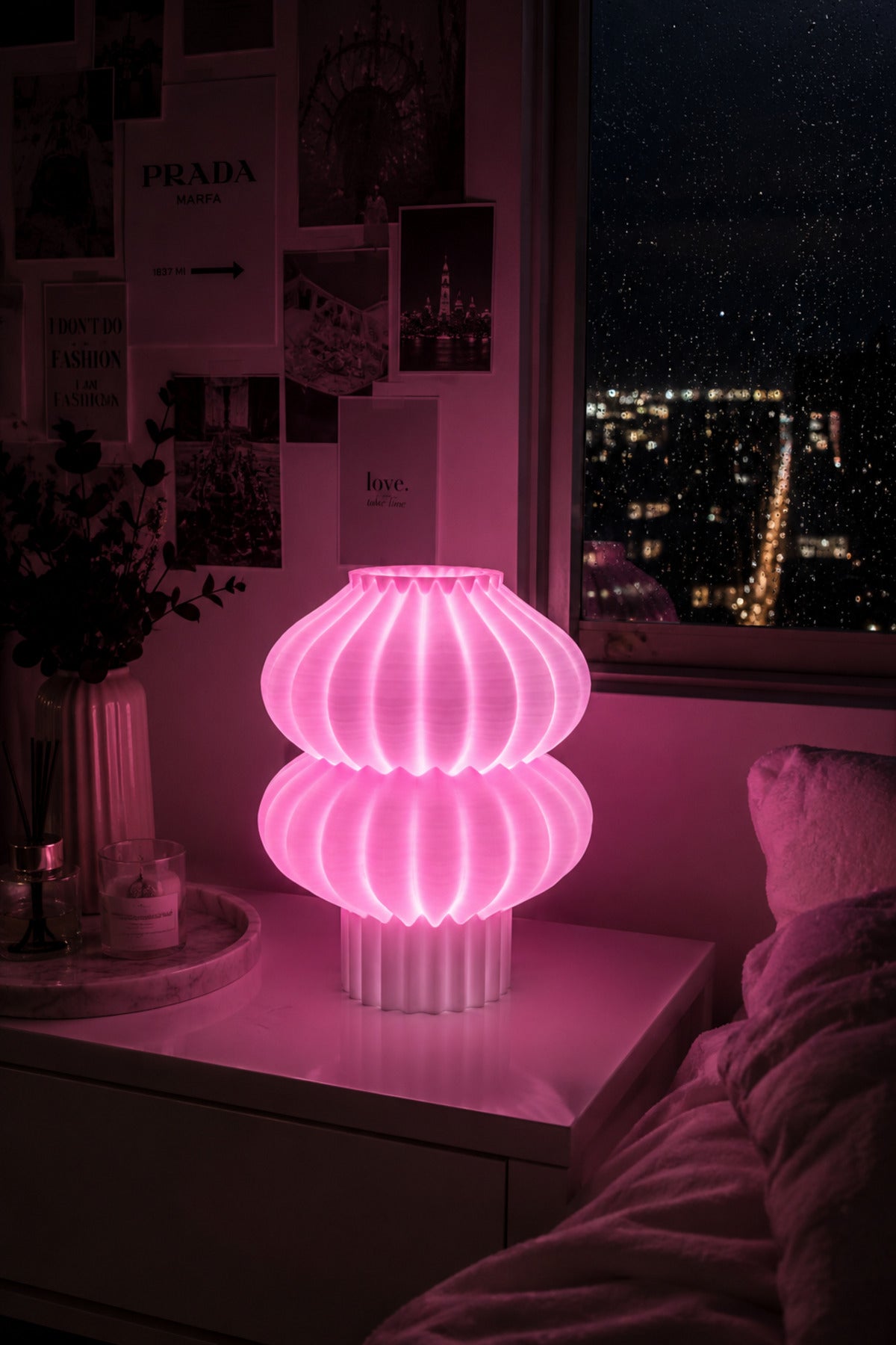 Lumora Dekoratif Abajur Pembe Işık | Modern Tasarım Masa ve Komodin Lambası