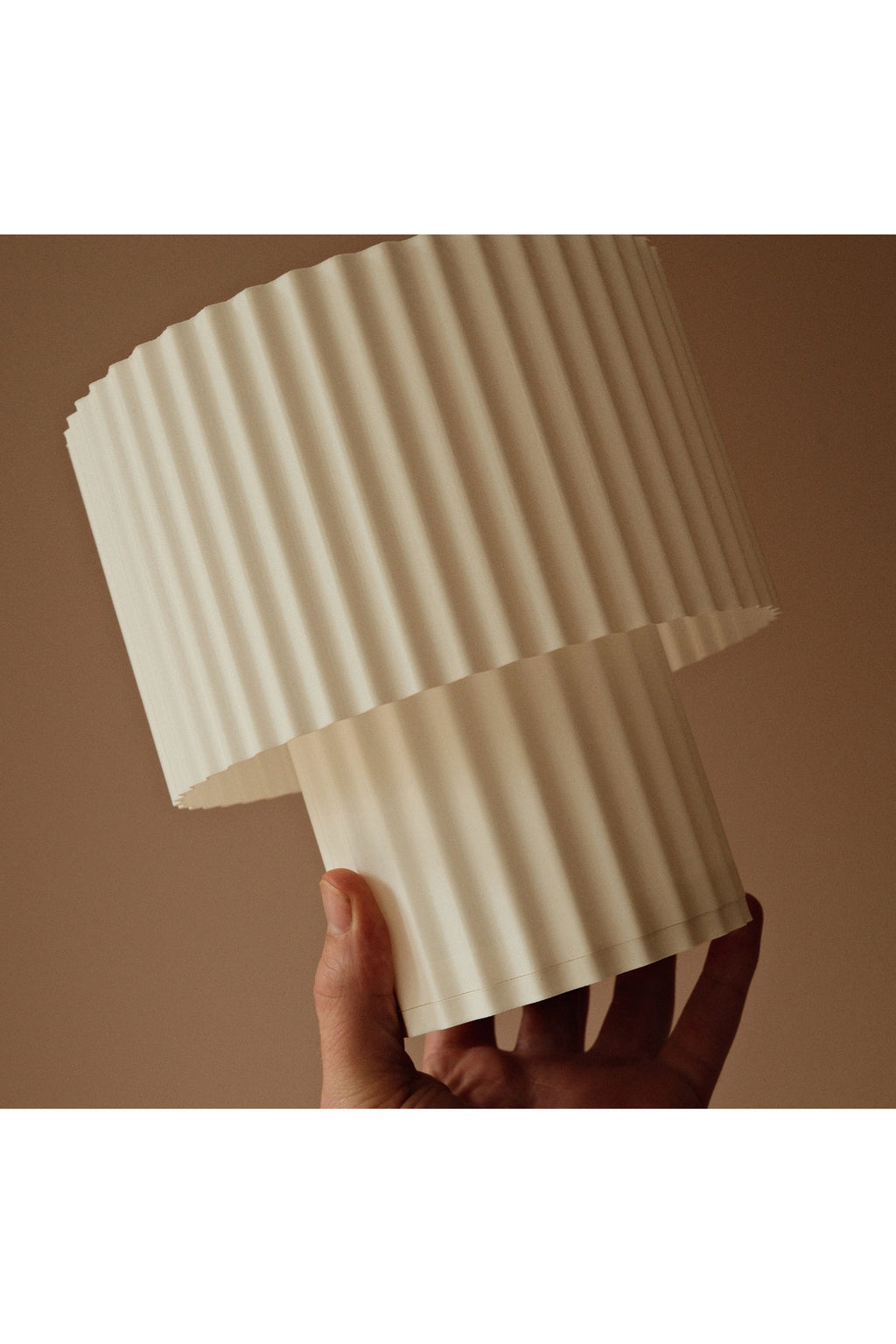 Halo Pleat Minimal Masa Lambası Dekoratif Salon ve Yatak Odası Lambası