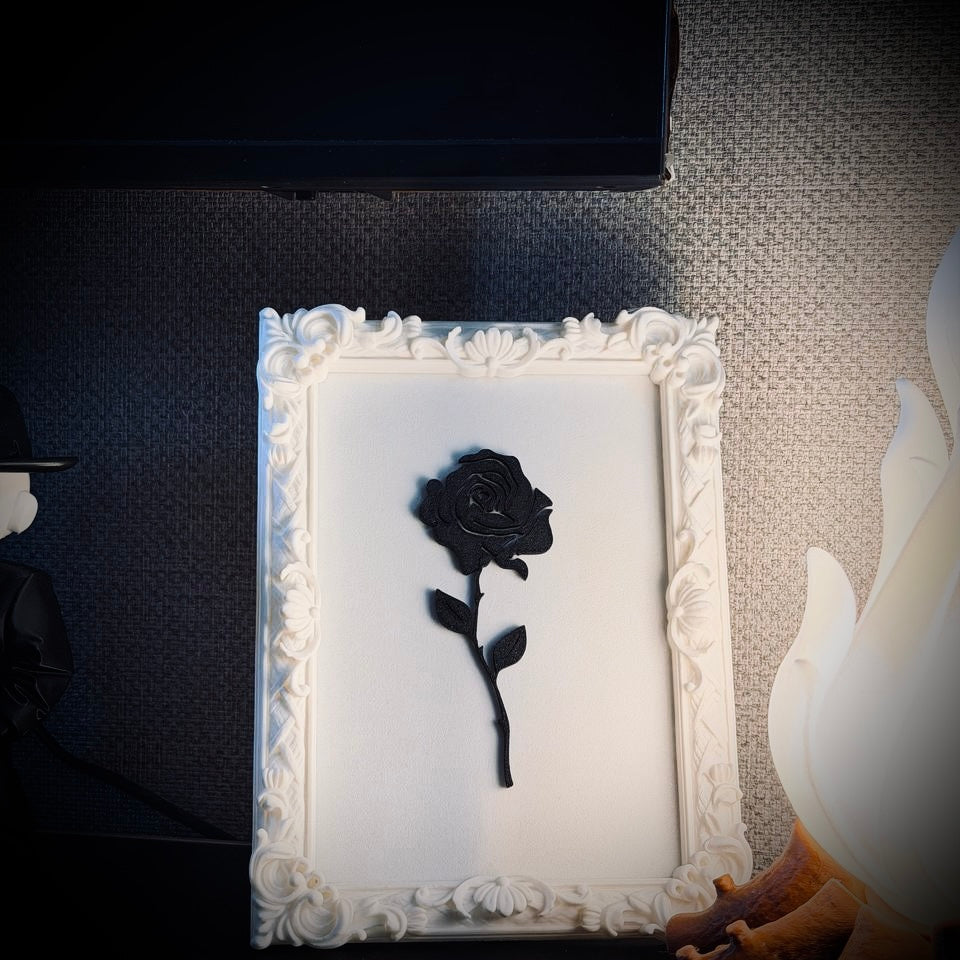 Monarch Rose Kabartma Gül Model Varaklı Beyaz Premium Tablo