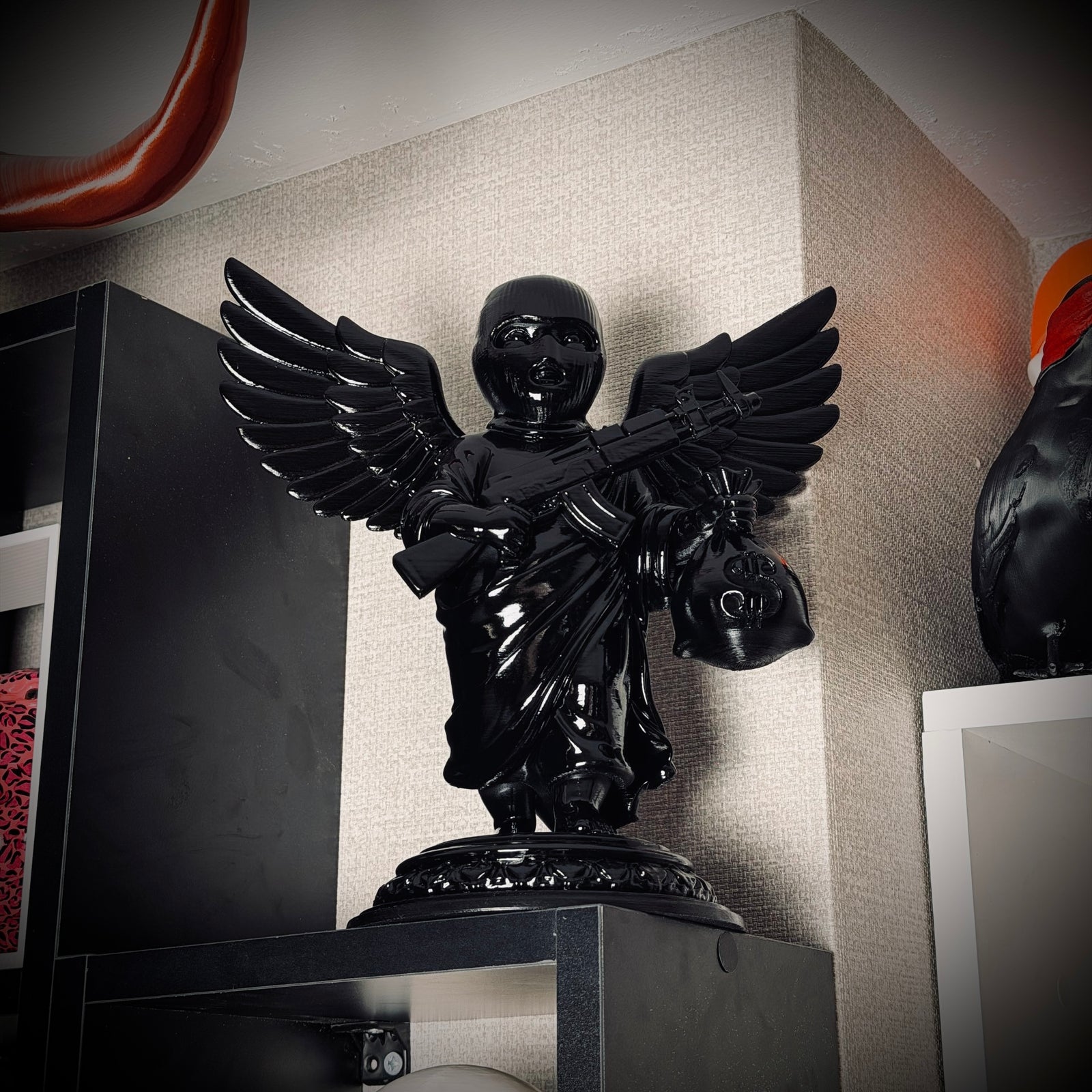 Shadow Cherub Noir Dekoratif Biblo | Premium Karakter Figürü