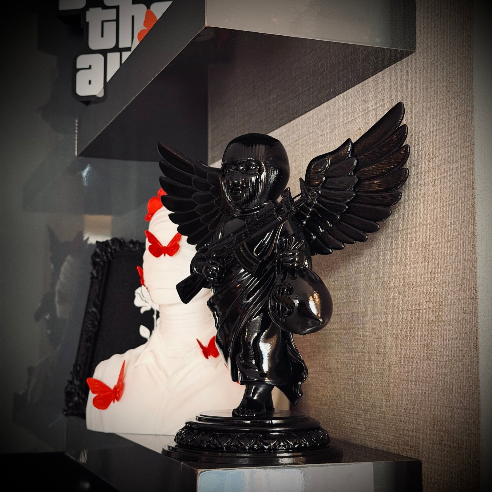 Shadow Cherub Noir Dekoratif Biblo | Premium Karakter Figürü