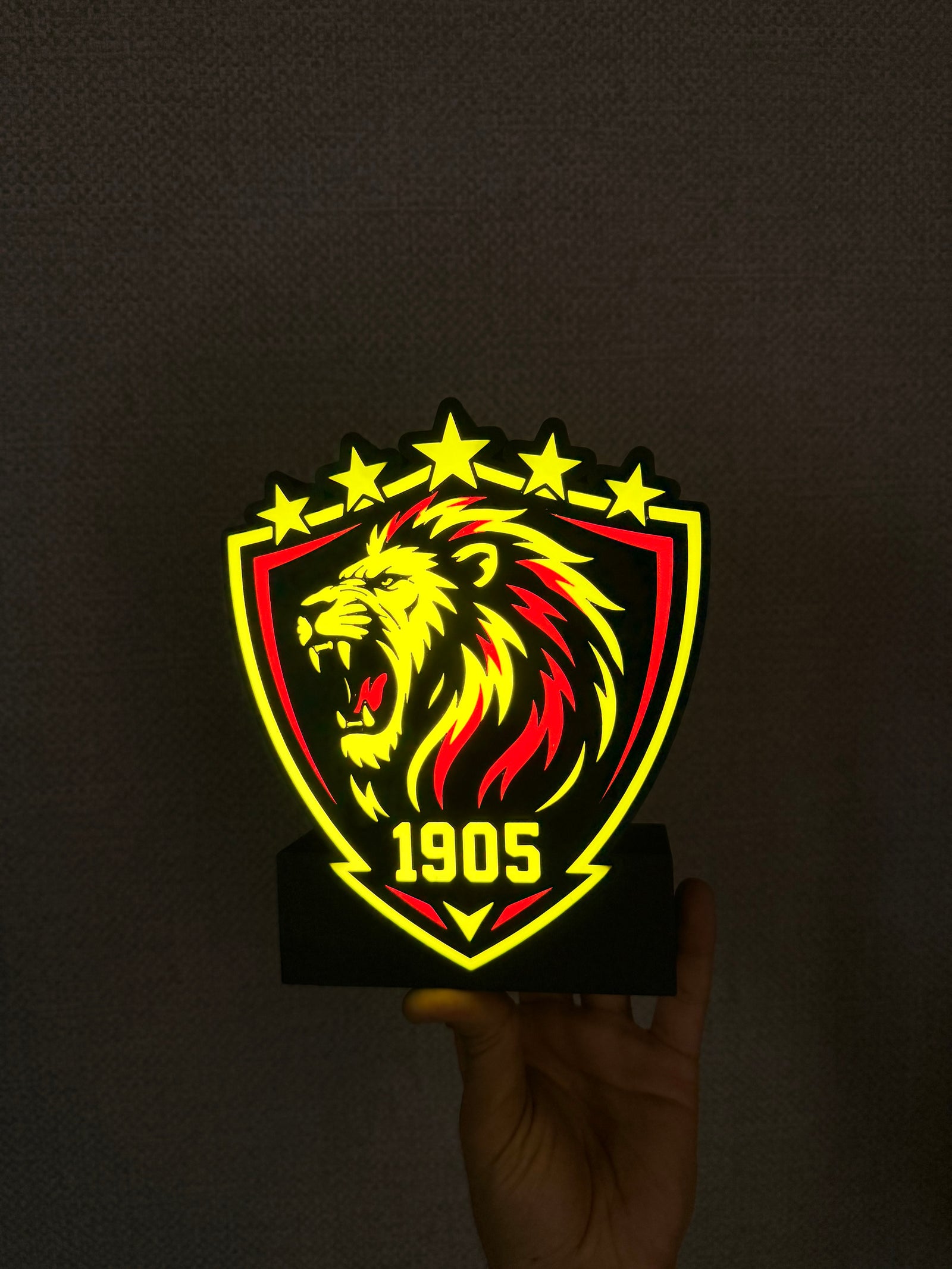 Aslan Temalı Dekoratif Masa Lambası 1905