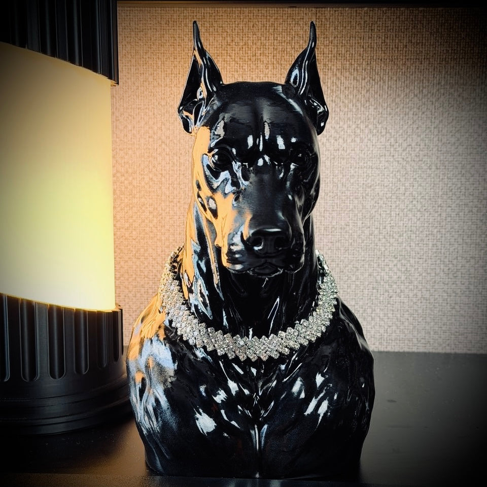 Vegas Deborman Pırlanta Kolyeli Lüks Dekoratif Doberman Figürü