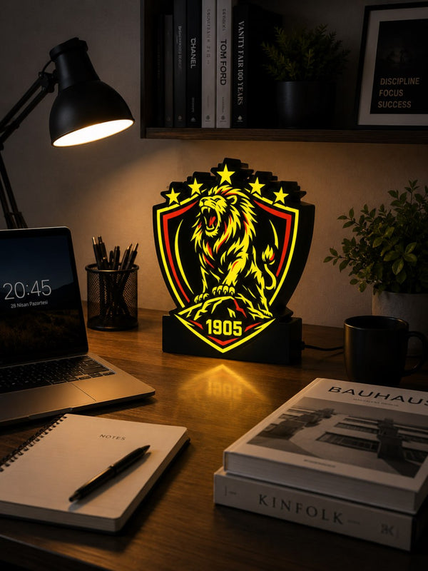 Aslan Figürlü 1905 Tasarım Masa Lambası Sarı Kırmızı Gece Lambası