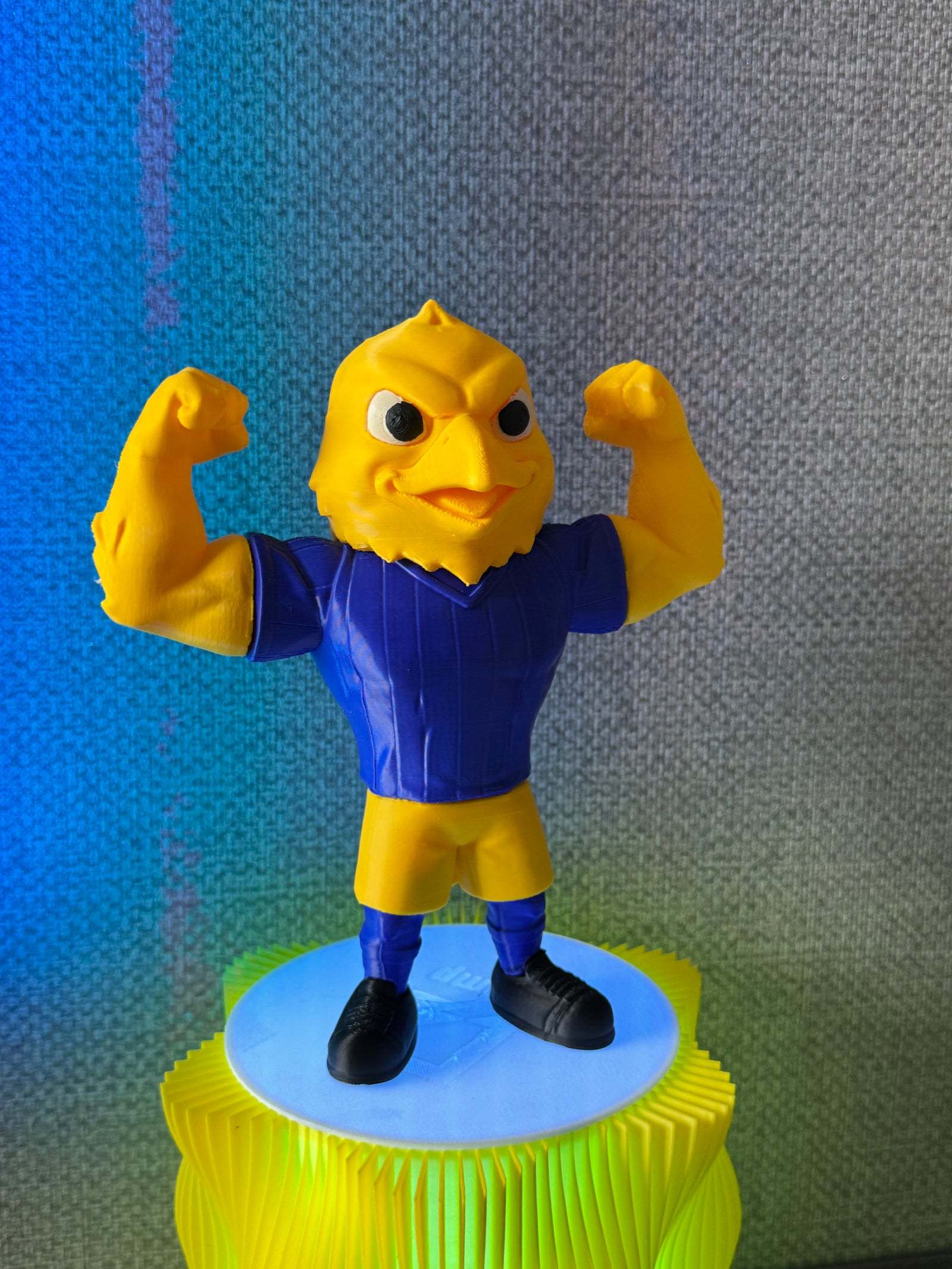 KANARYA TARAFTAR MASKOT FİGÜRÜ