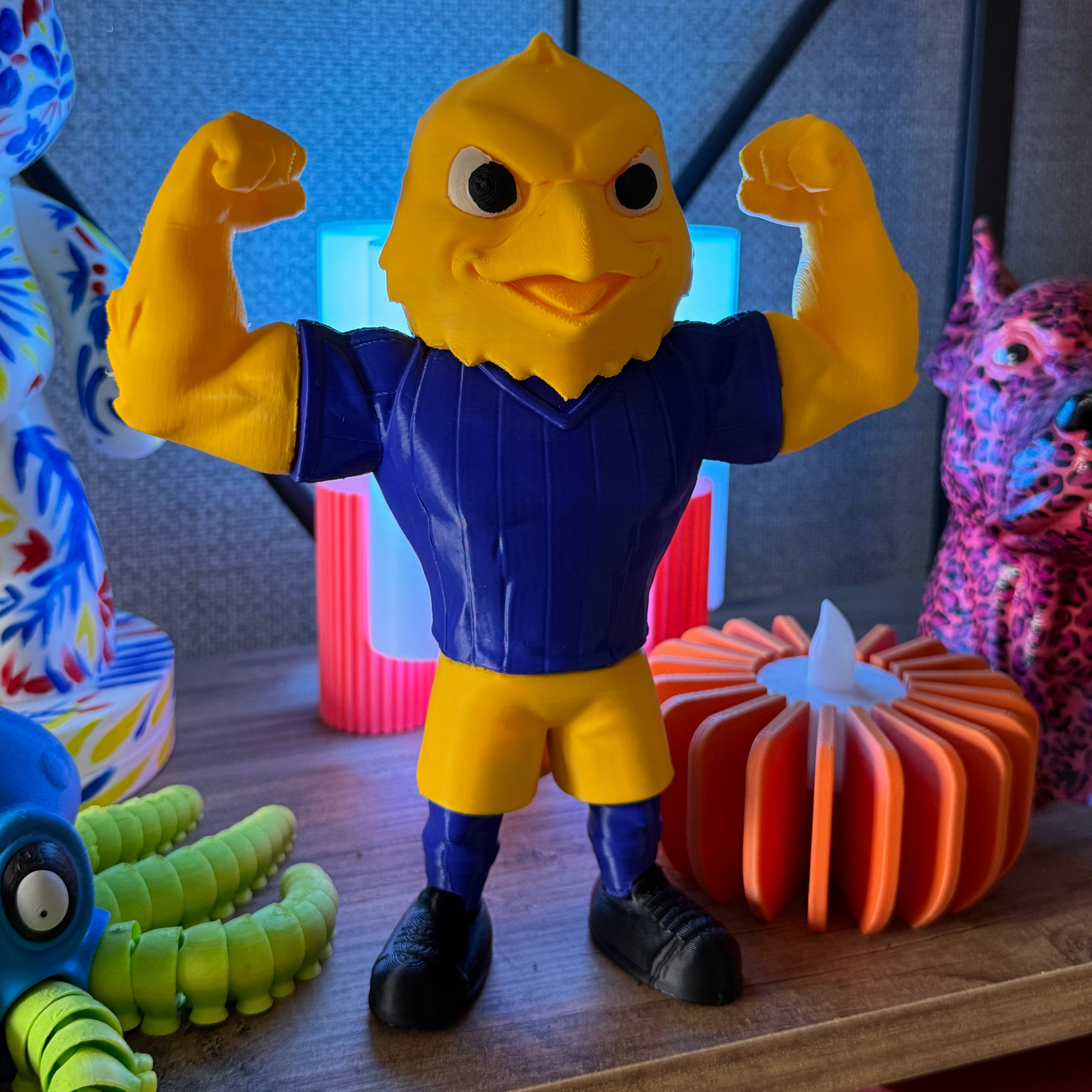 KANARYA TARAFTAR MASKOT FİGÜRÜ