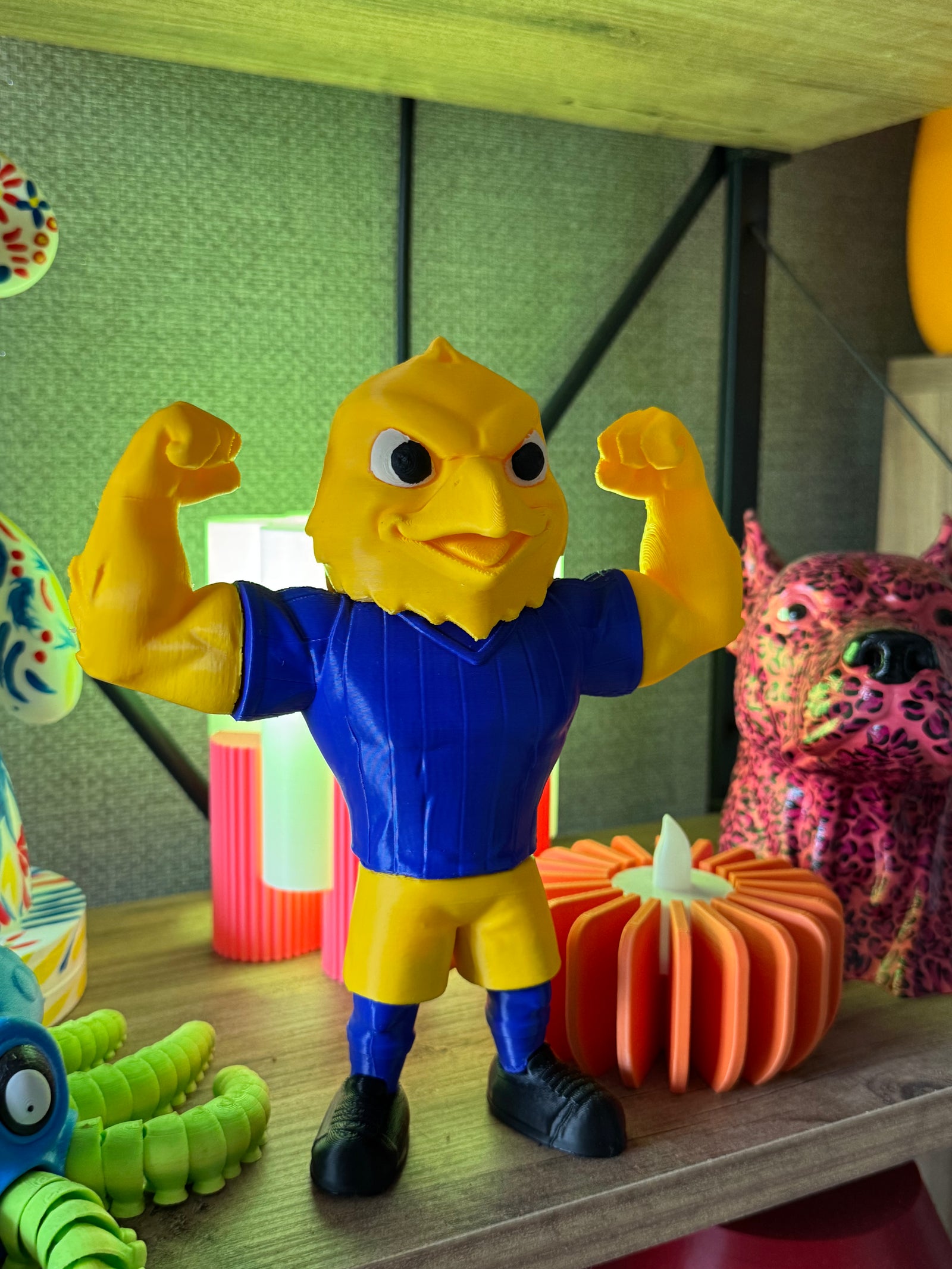KANARYA TARAFTAR MASKOT FİGÜRÜ