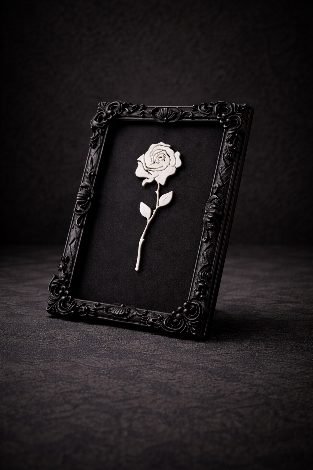 Monarch Rose Kabartma Gül Model Varaklı Beyaz Premium Tablo