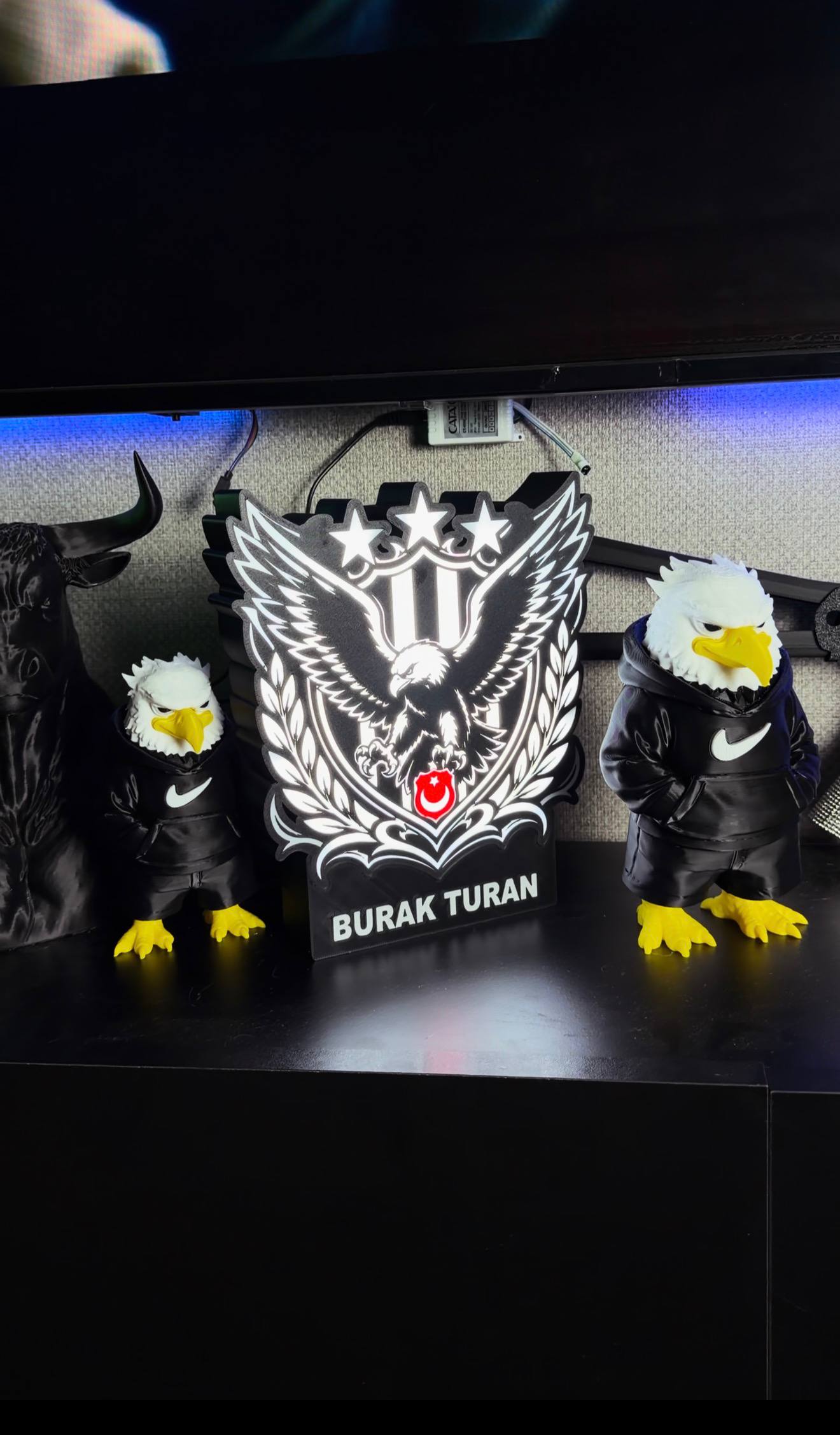 Kartal Temalı Dekoratif Masa Lambası
