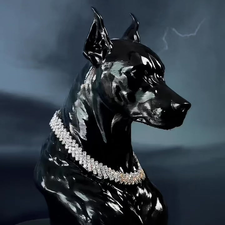 Vegas Deborman Pırlanta Kolyeli Lüks Dekoratif Doberman Figürü